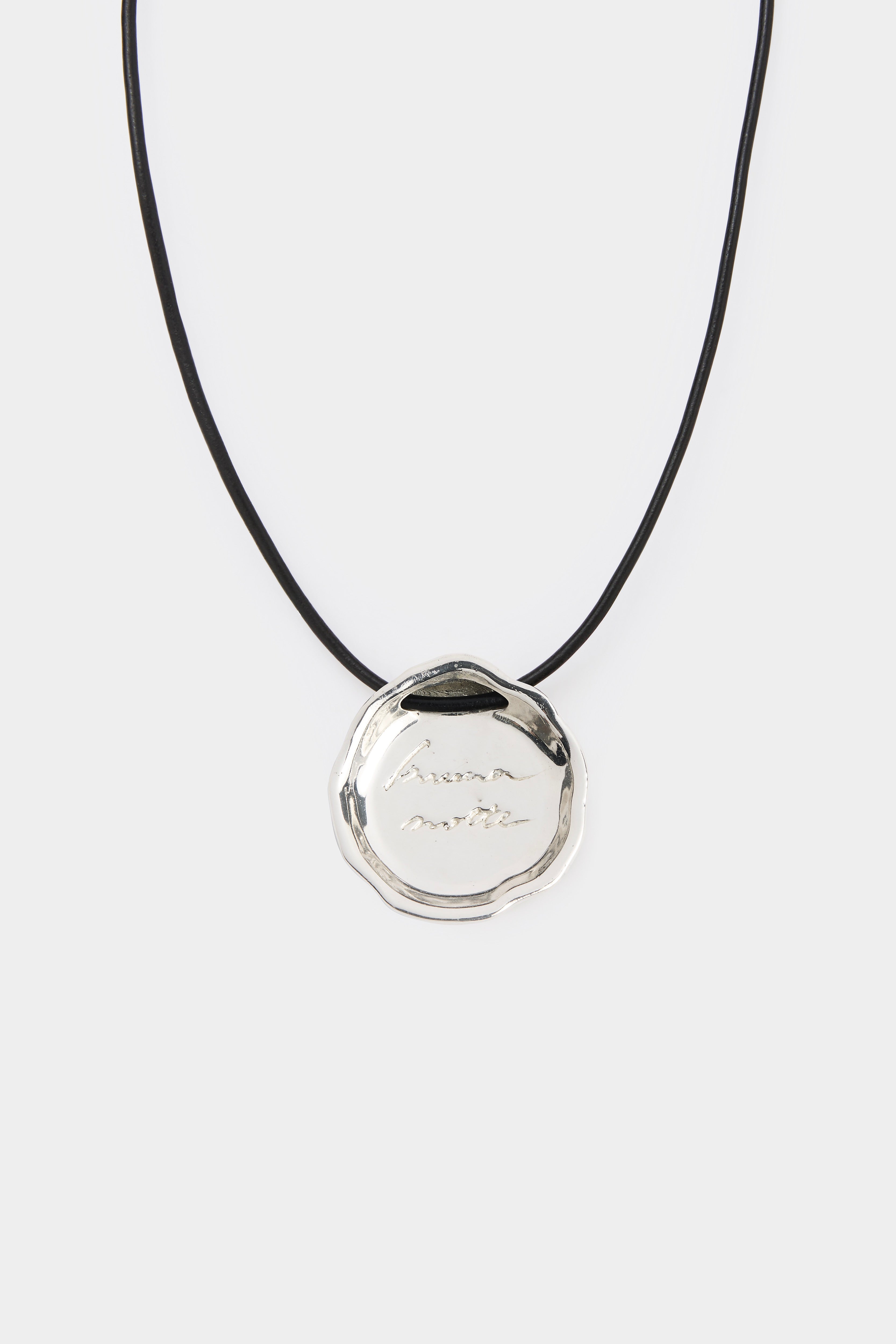 Notte Pendant Necklace