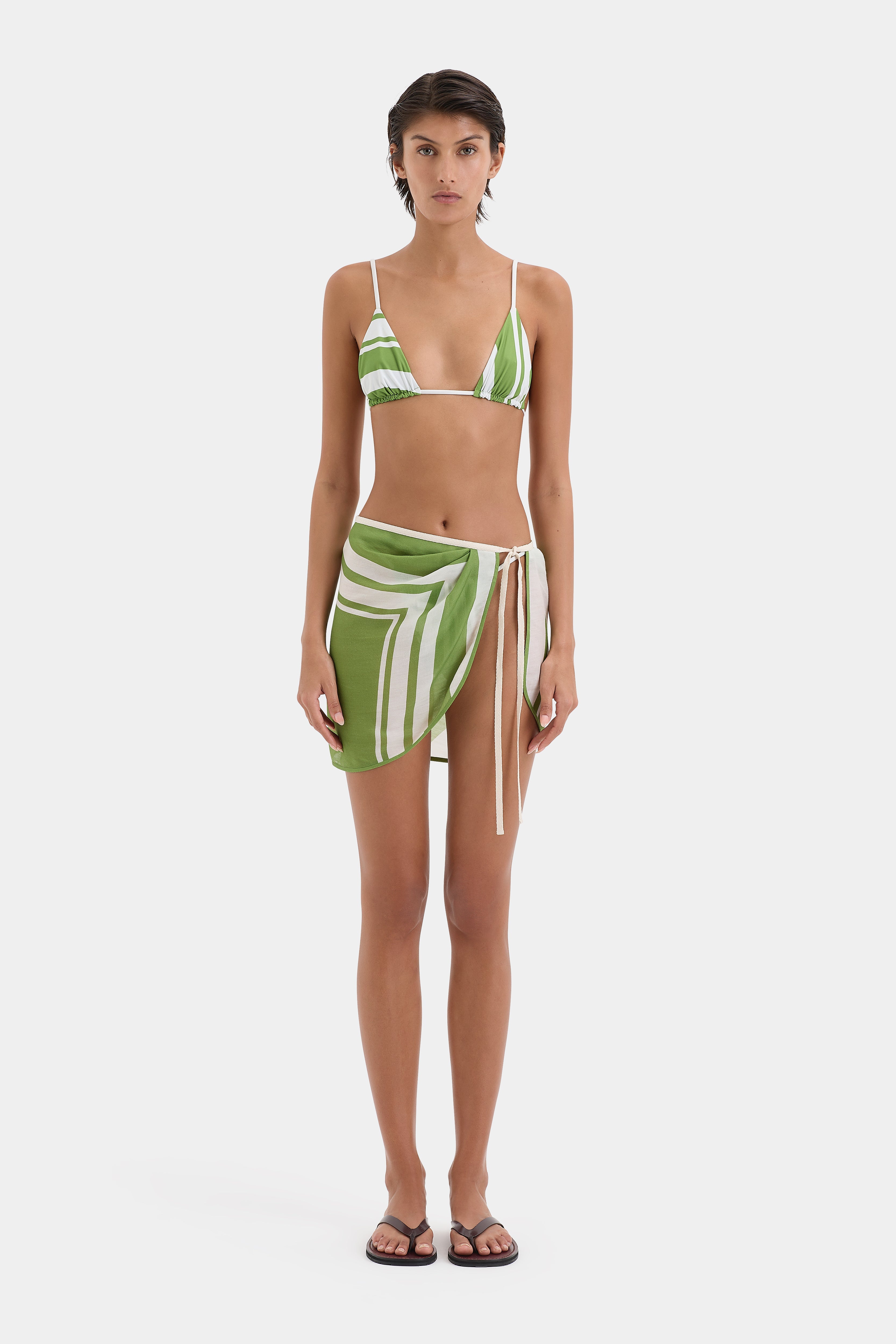 Carlo String Triangle Top