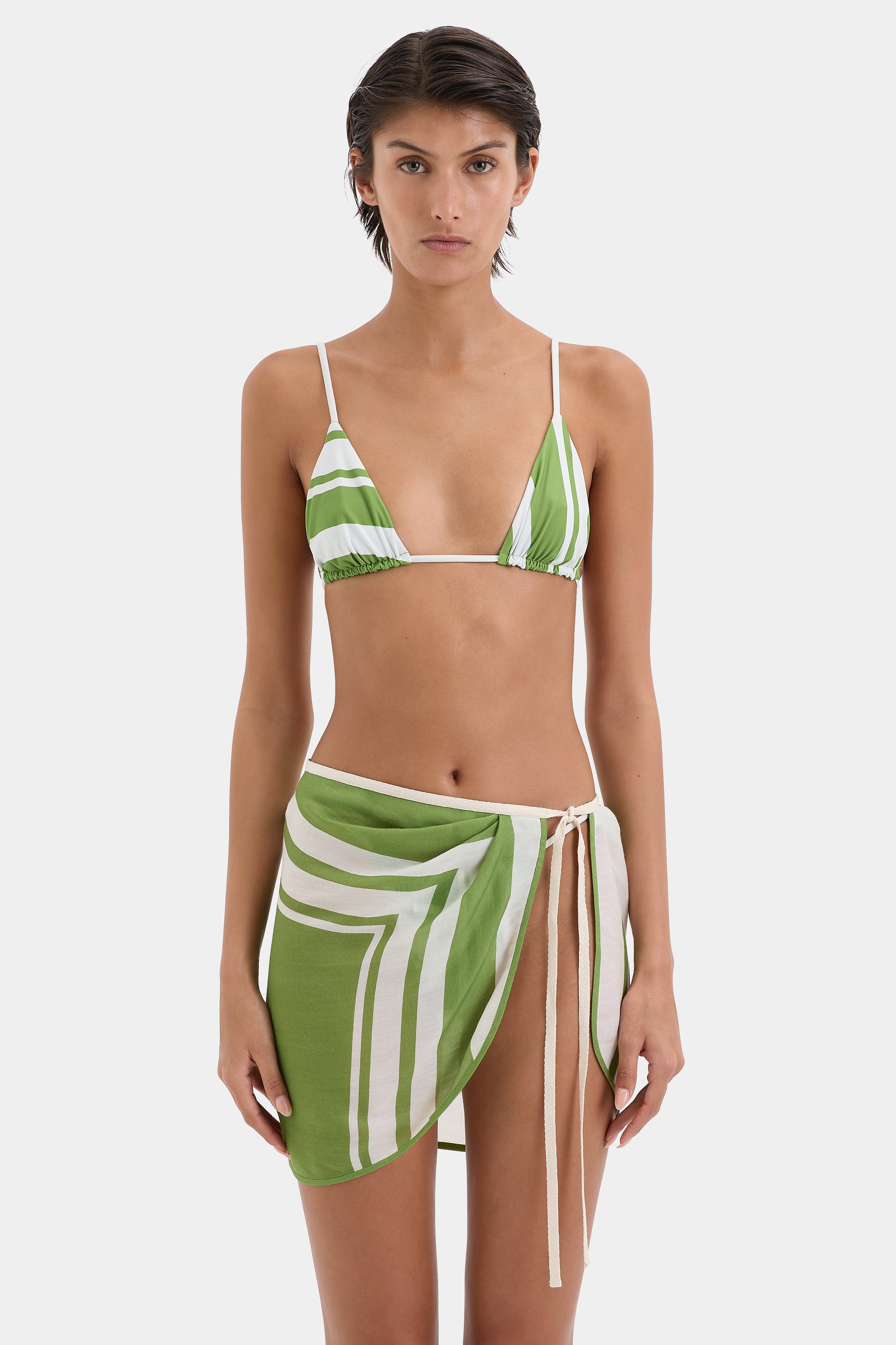 Carlo String Triangle Top