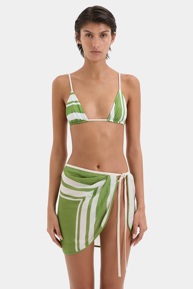 Carlo String Triangle Top