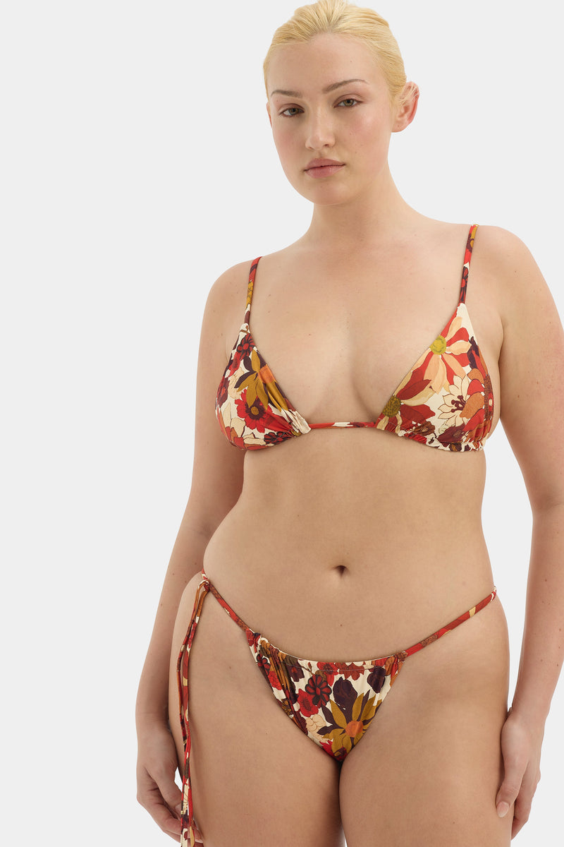 Castella String Brief