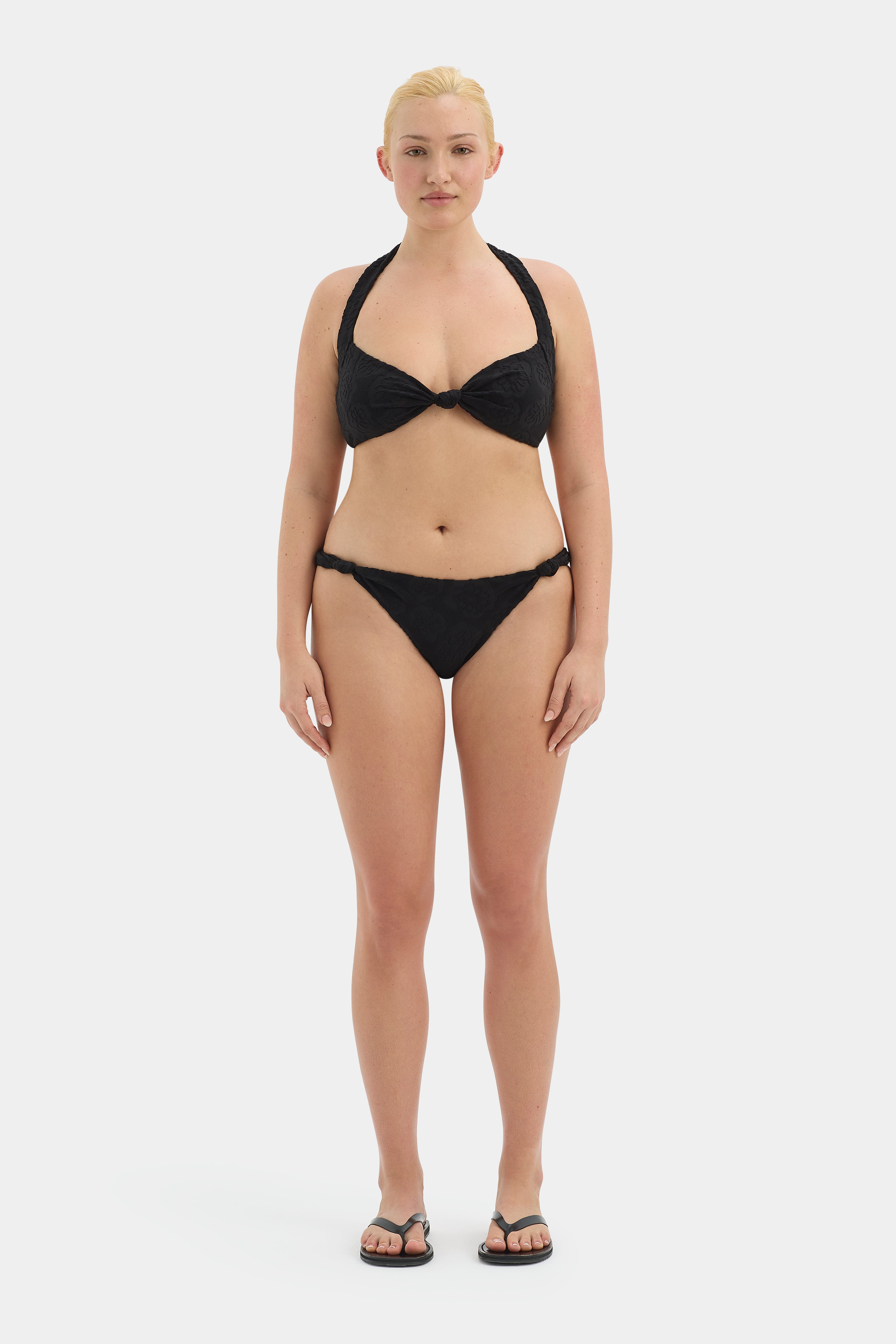 Vittoria Knot Balconette