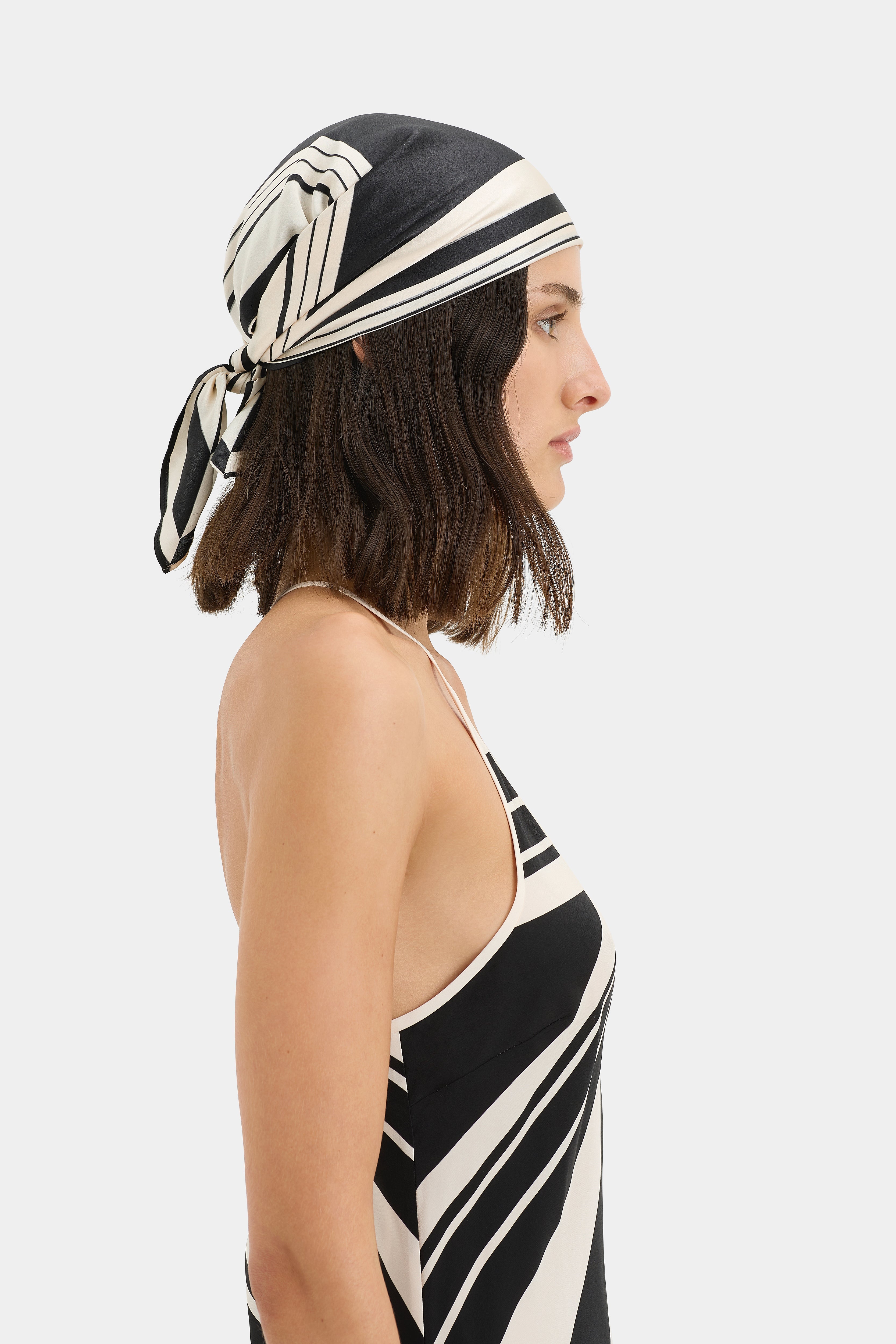 Classico Head Scarf