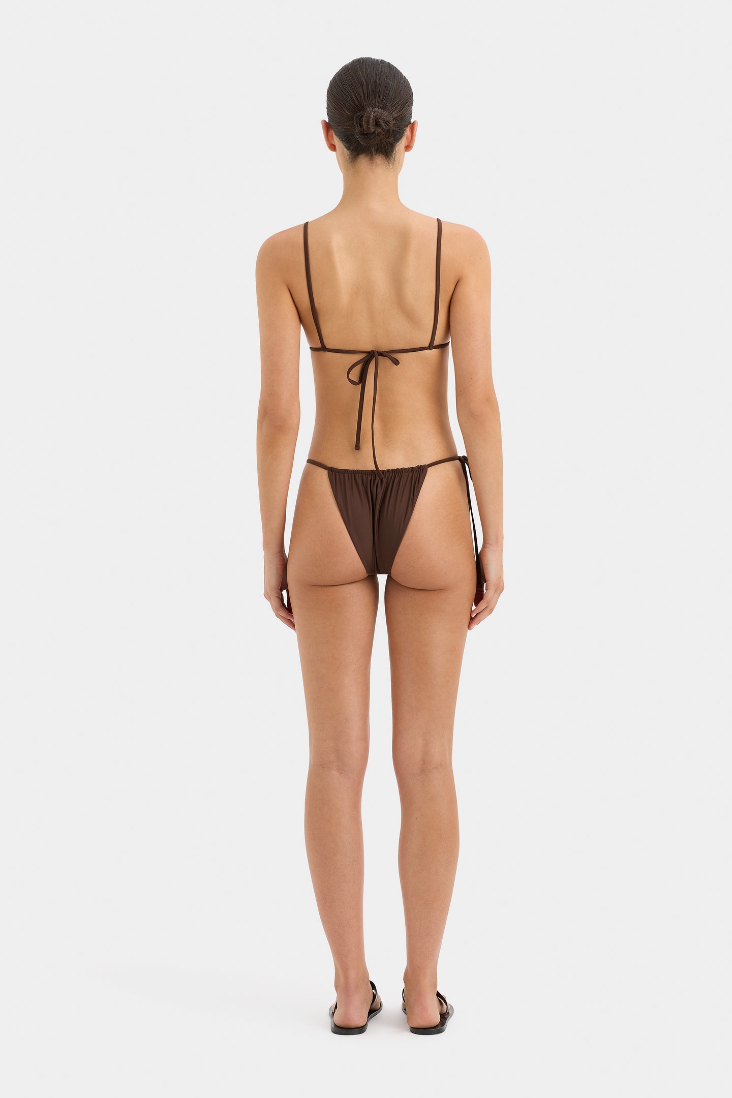SIR the label Jeanne String Brief CHOCOLATE