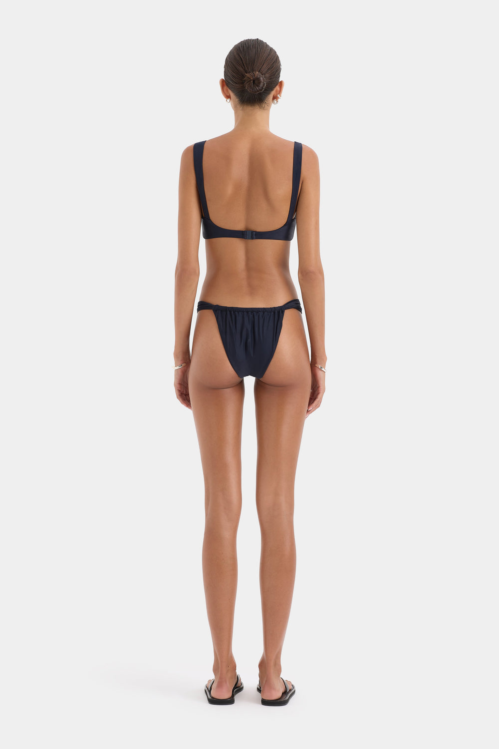 Hilde Twist Top