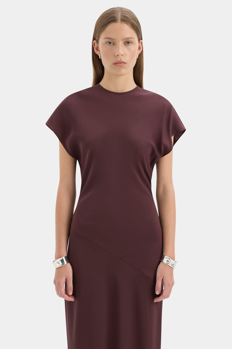 Noria Sleeved Gown