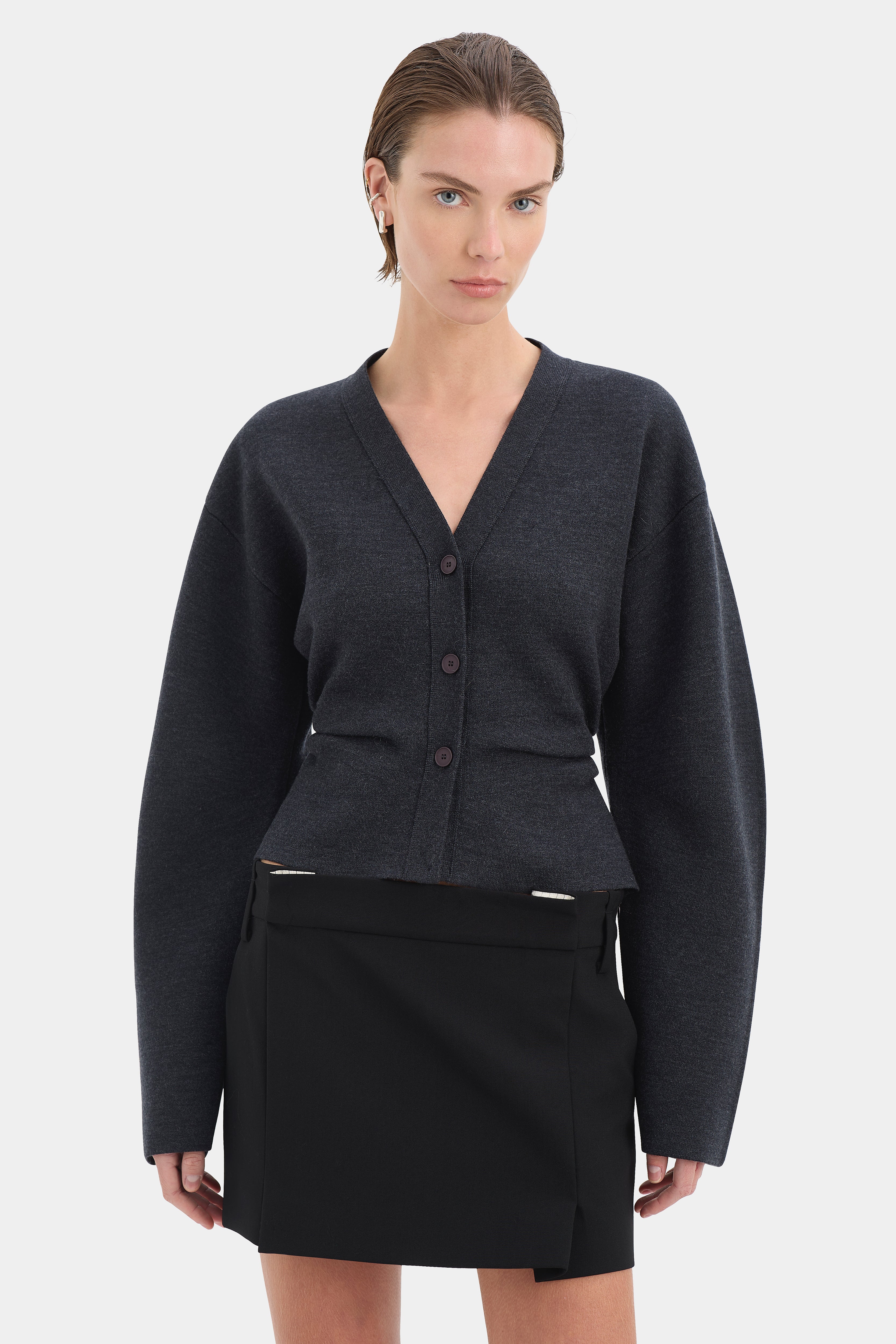 argue ニット Ayana Gathered Cardigan | 100% Merino Wool Charcoal Knit | SIR.