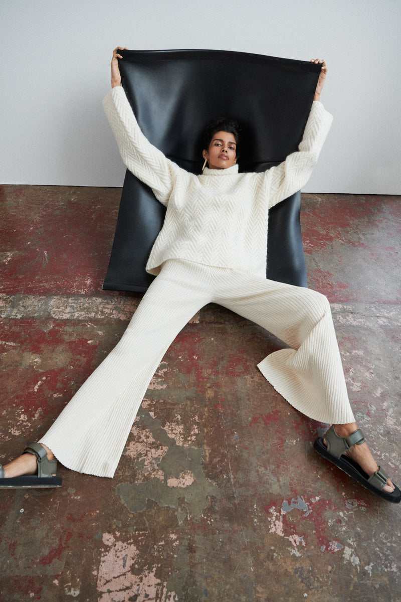 SIR the label ENES PANT NATURAL