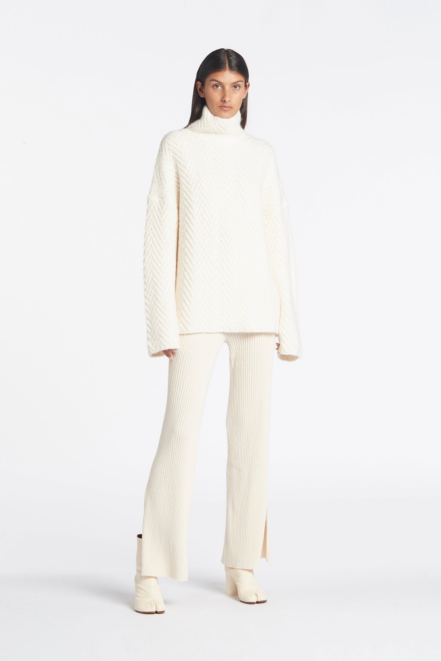 SIR the label ENES PANT NATURAL