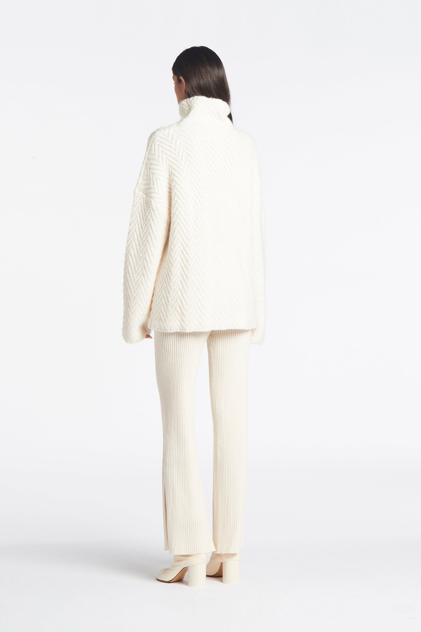 SIR the label ENES PANT NATURAL